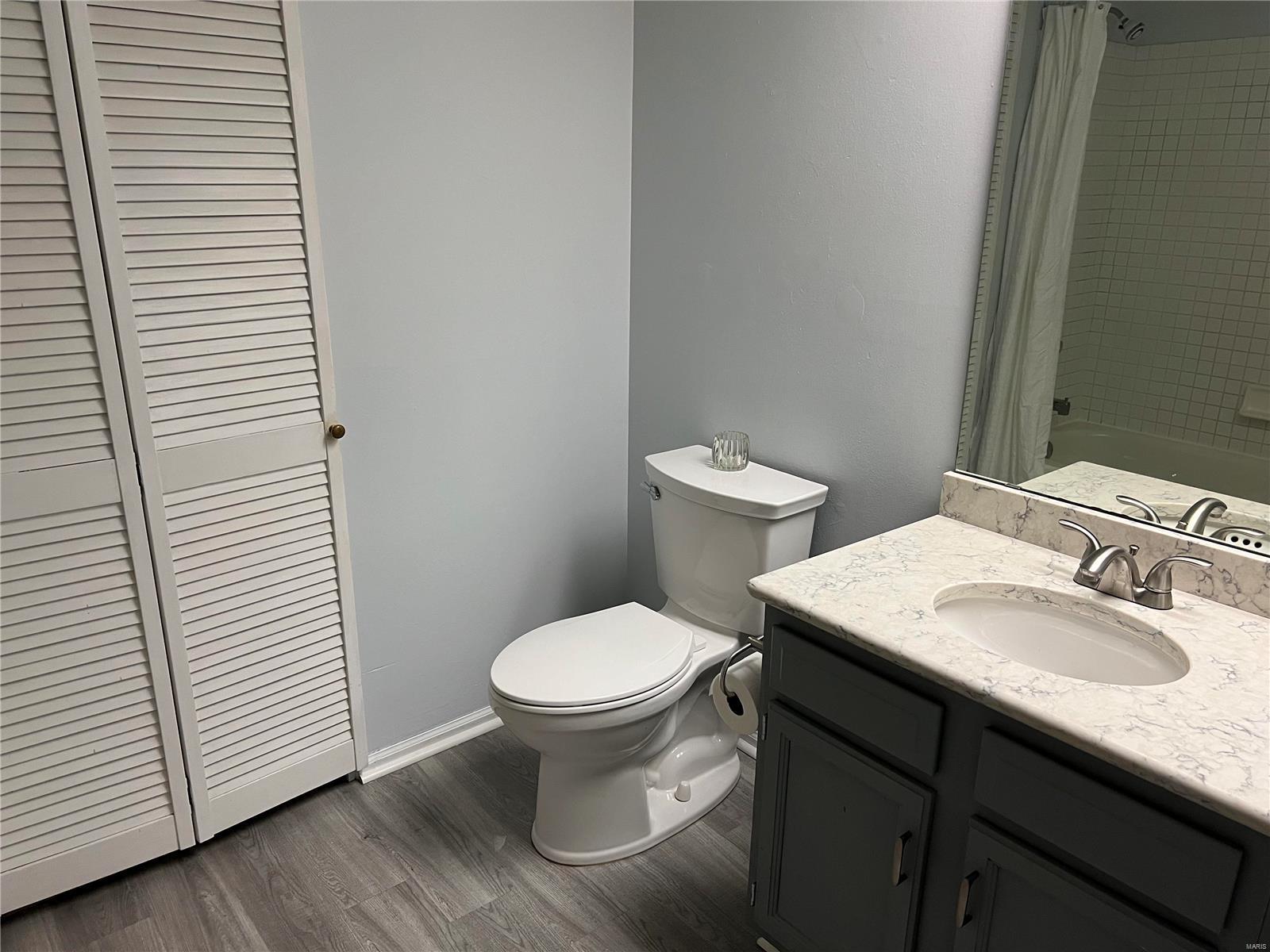 Arrowhead Condominiums - Residential