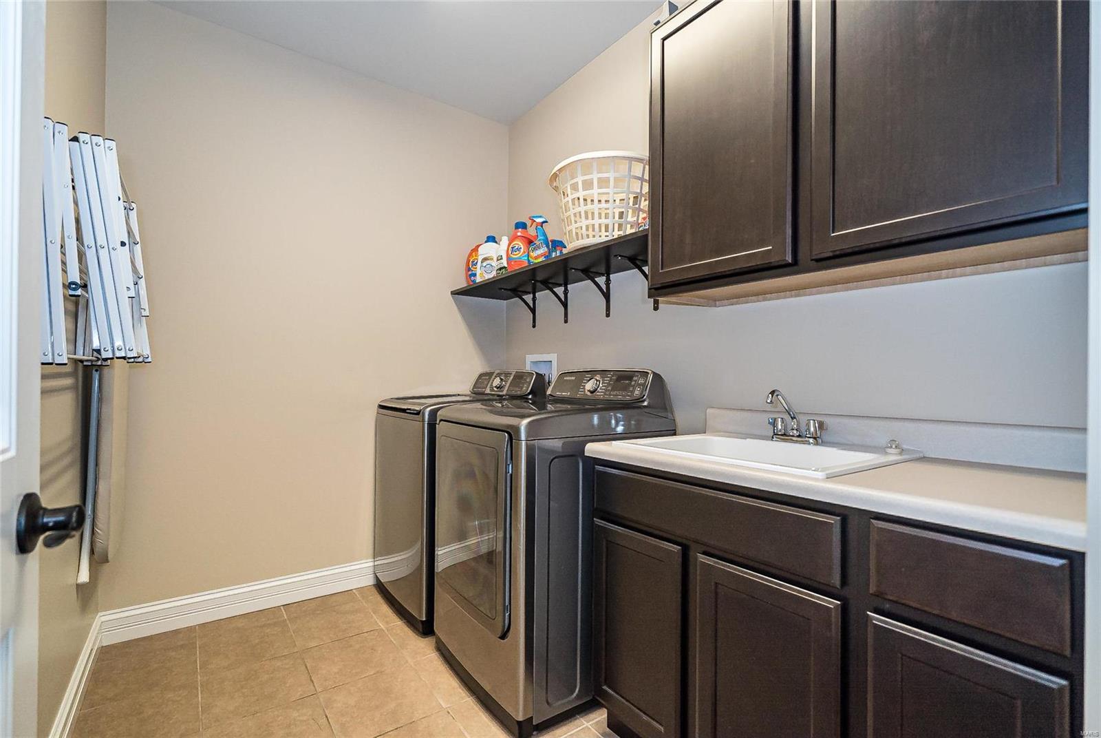 Estates At Town & Country Crossing - Residential