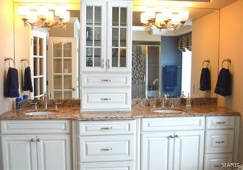 Manors Of Town & Country Bristol Manor - Residential