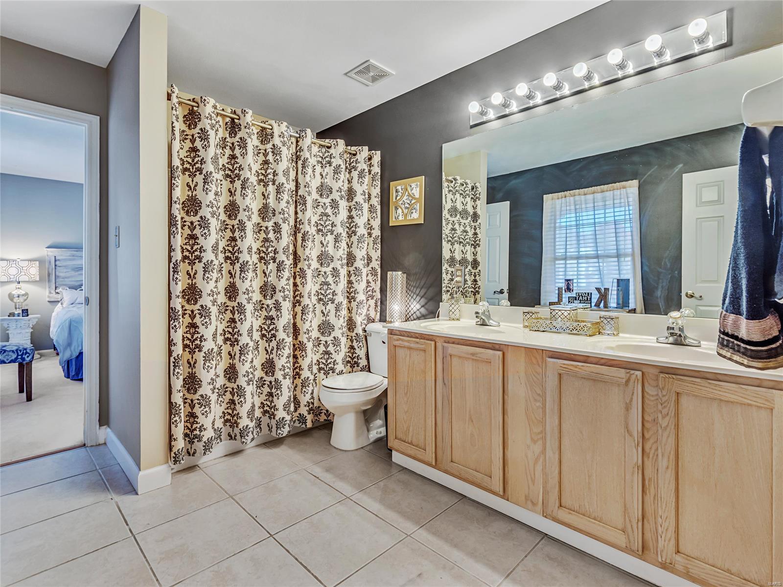 Westridge Oaks - Residential