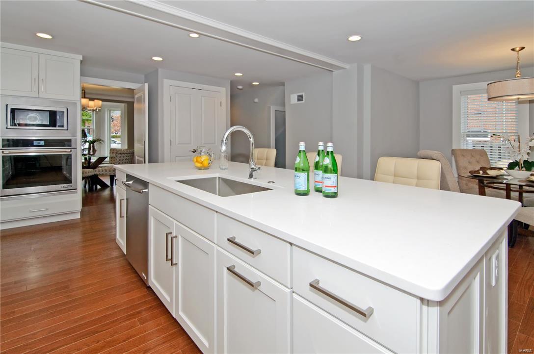 Davis Place - Residential