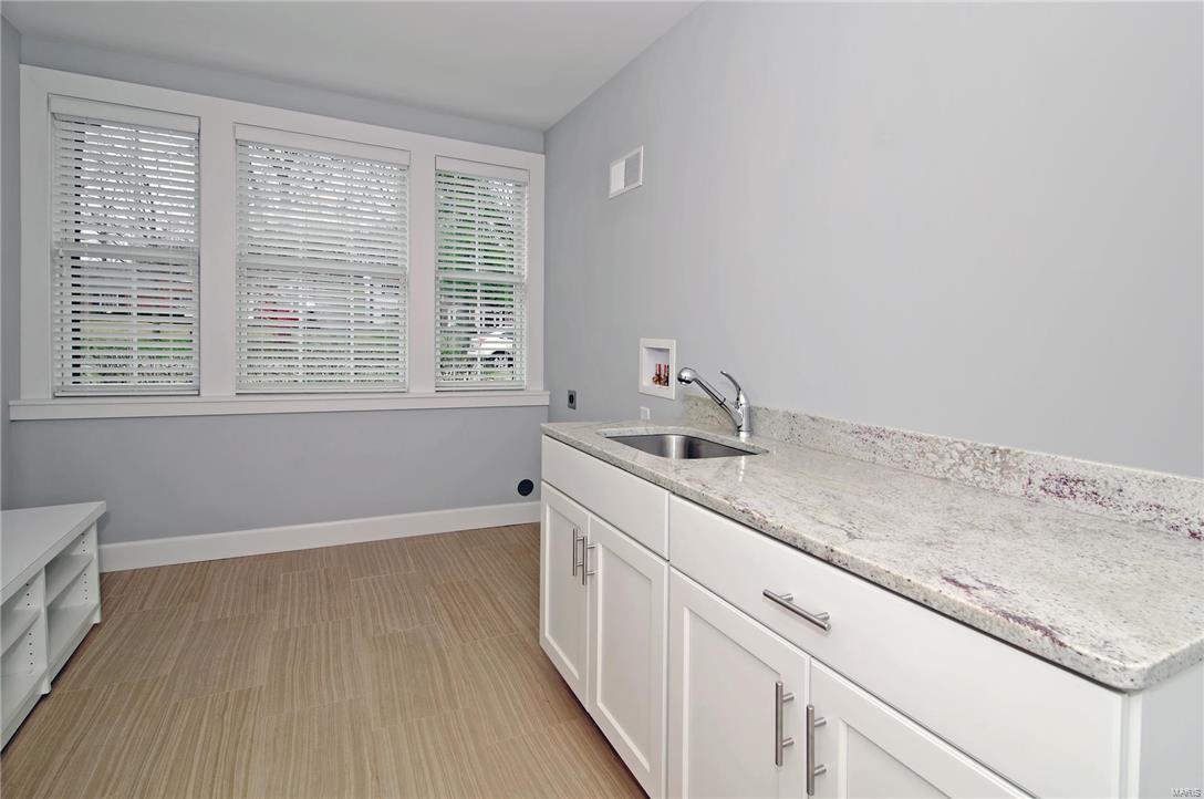 Davis Place - Residential