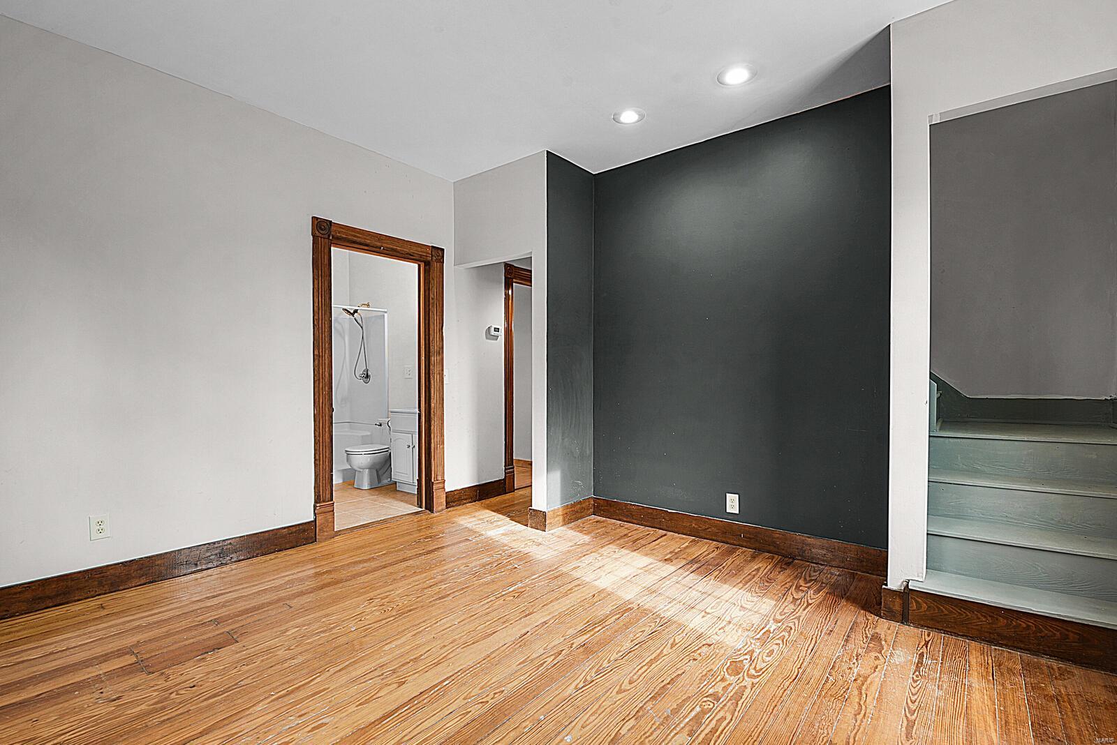 West 2nd Street - Residential