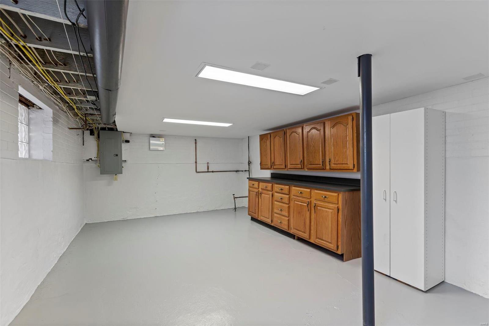 Country Club Court - Residential