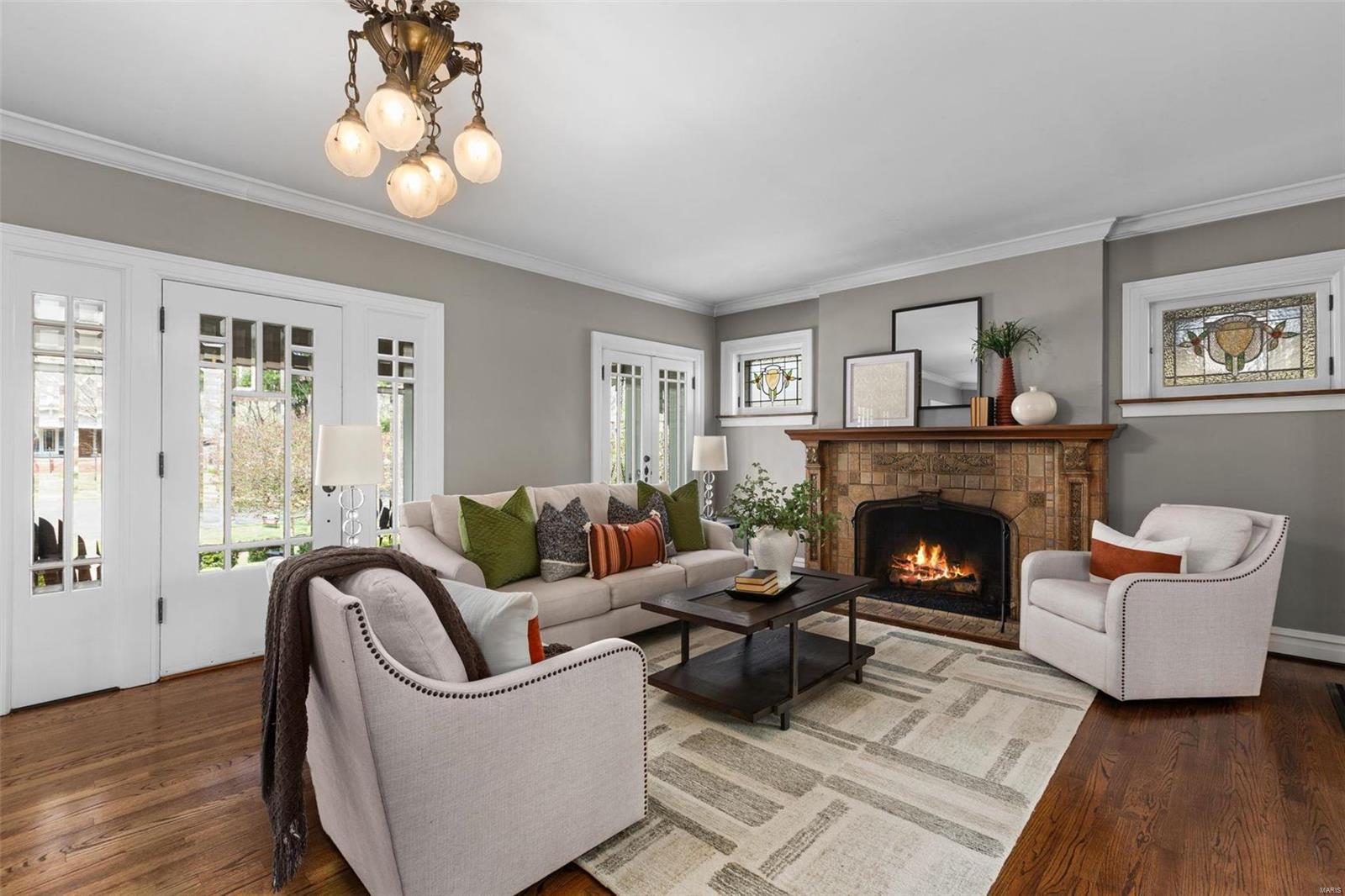 Country Club Court - Residential