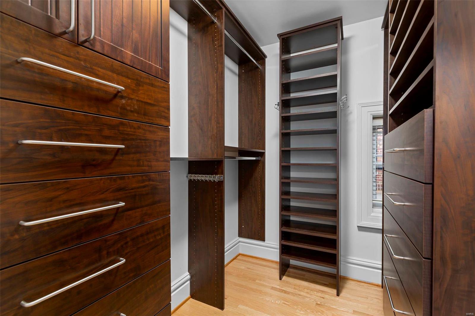 Country Club Court - Residential