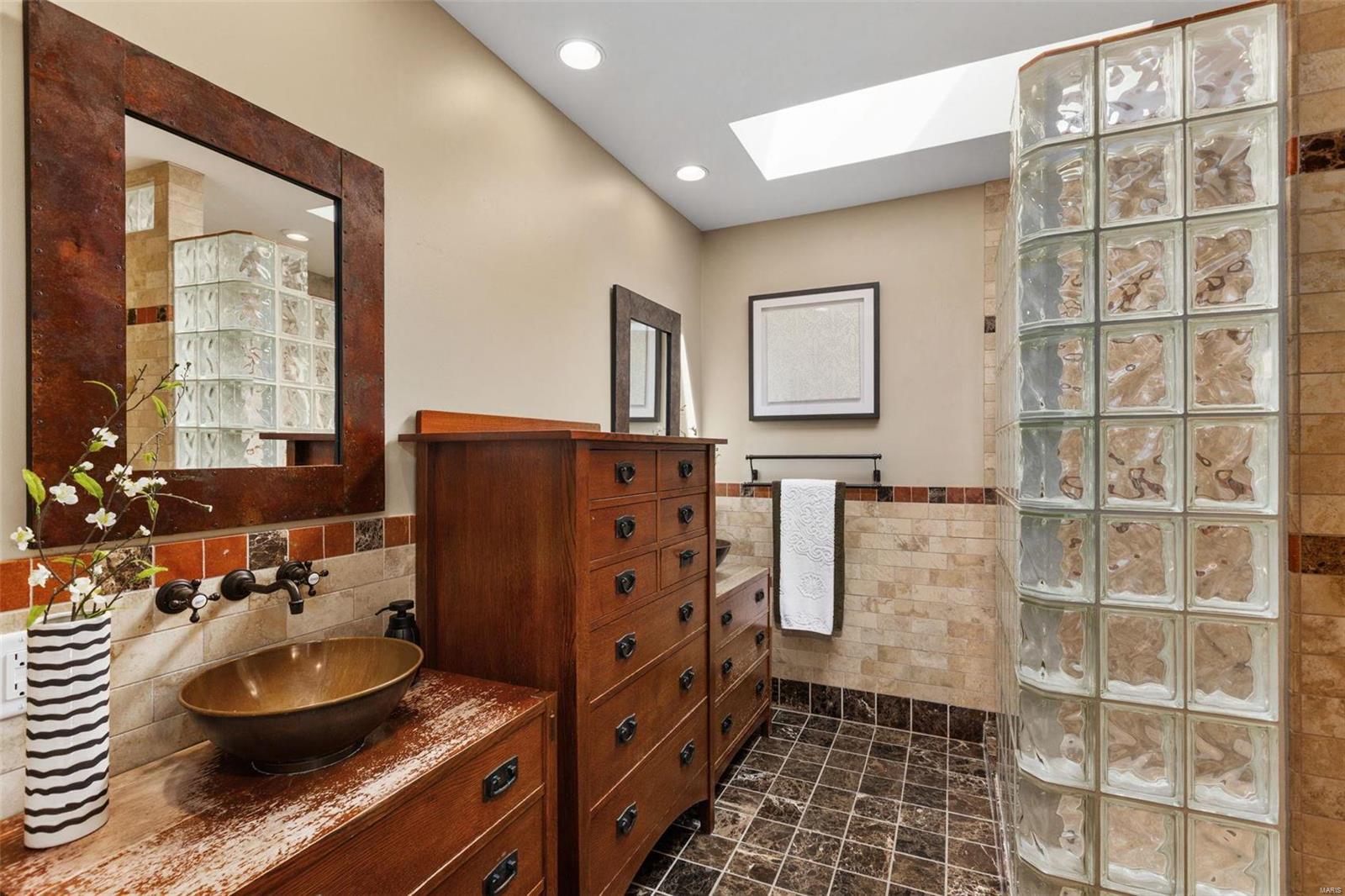 Country Club Court - Residential