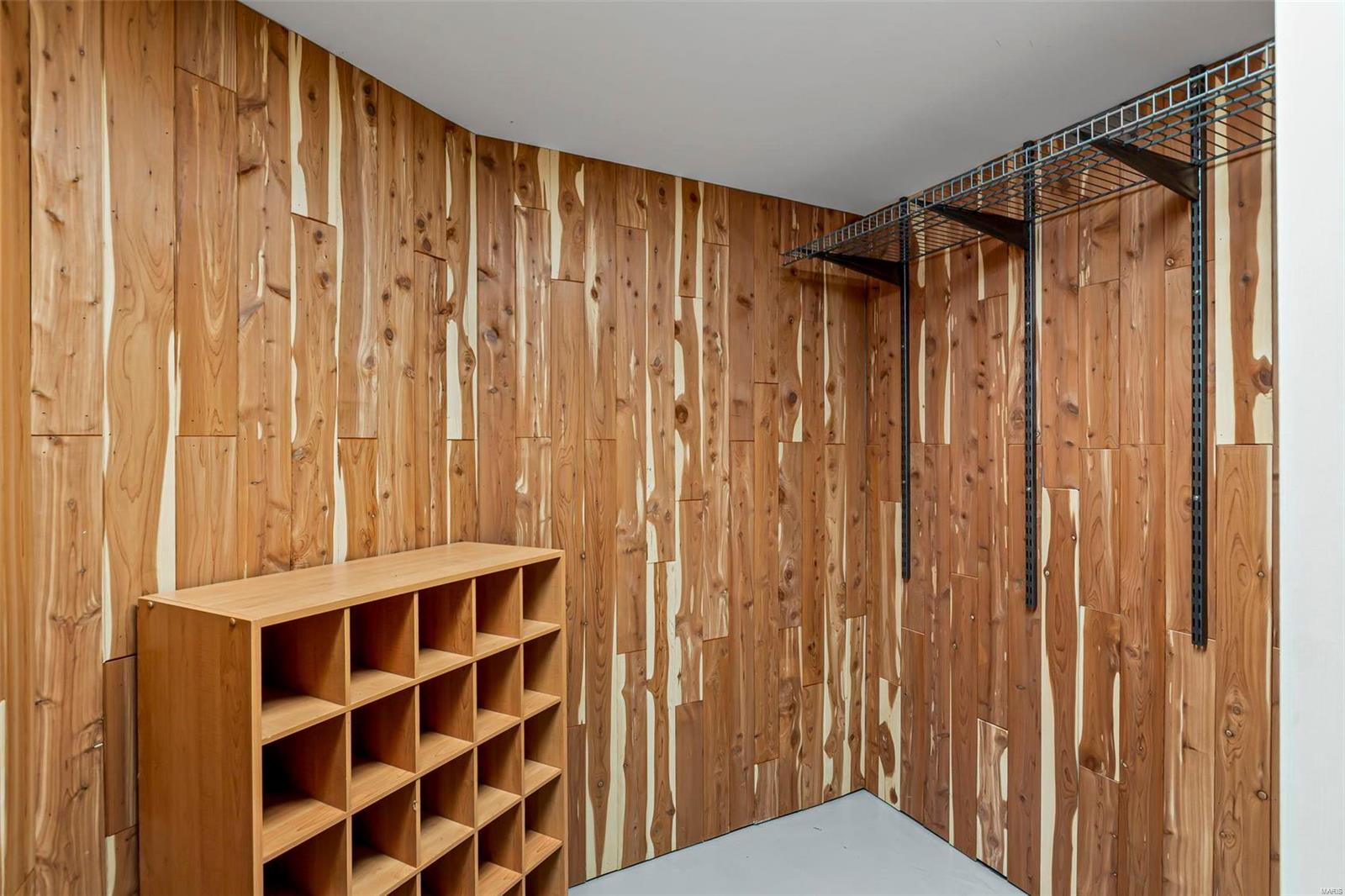 Country Club Court - Residential