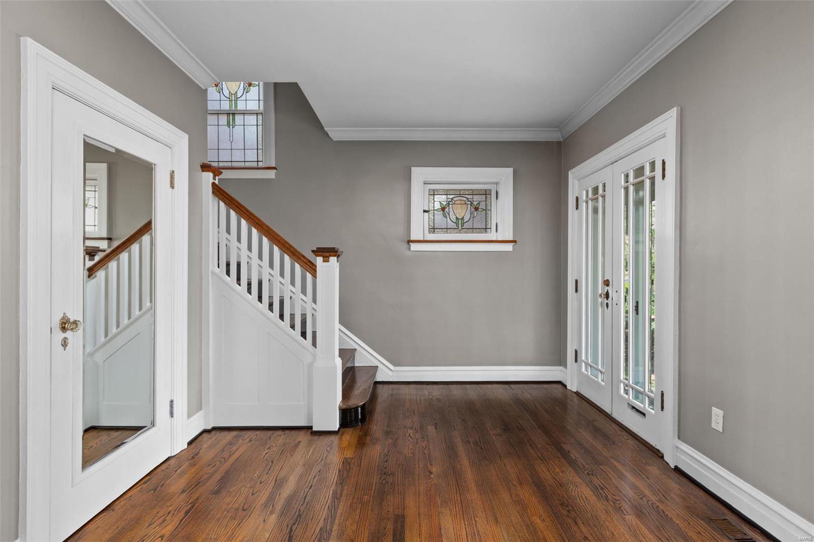 Country Club Court - Residential