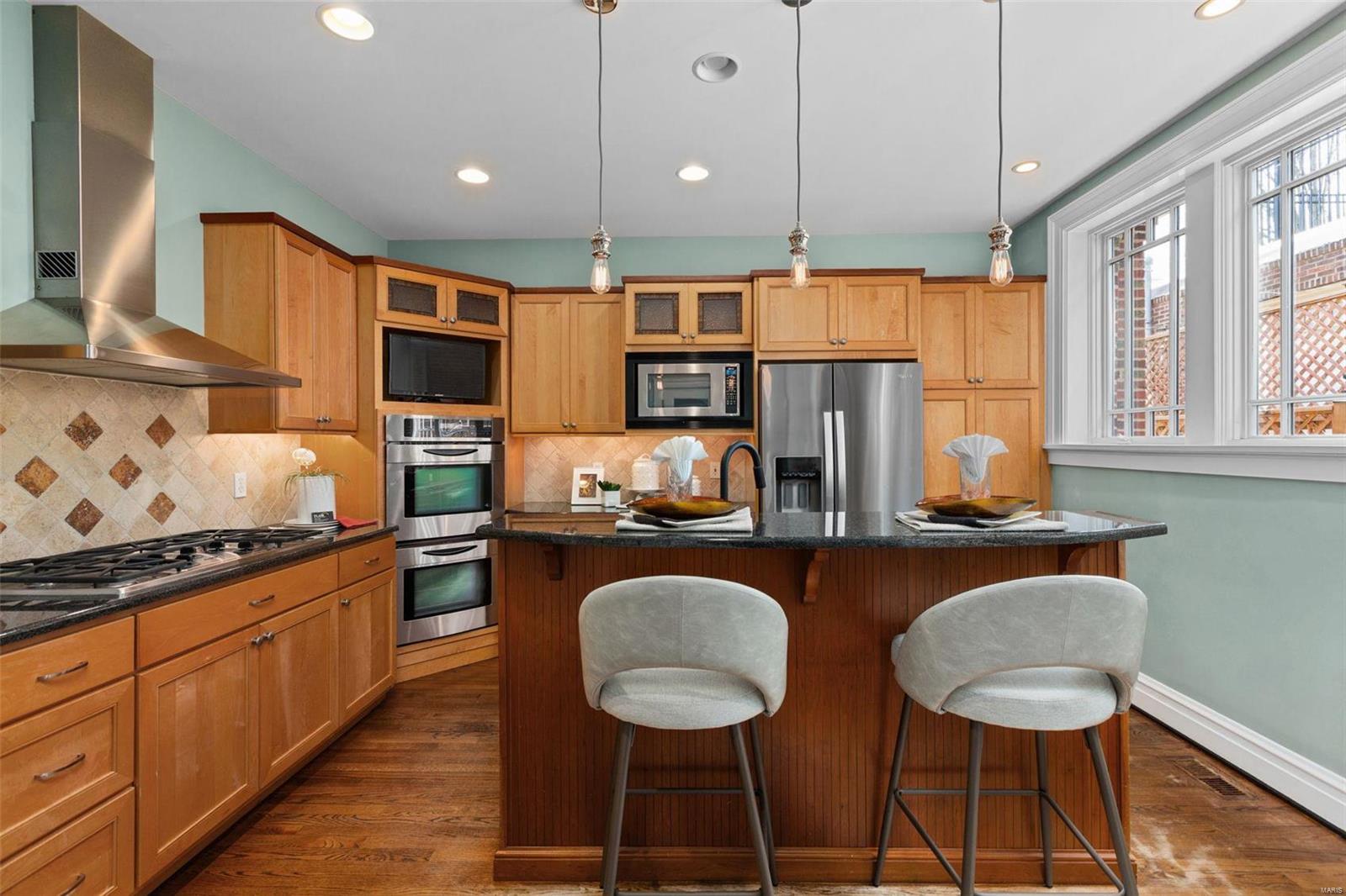 Country Club Court - Residential