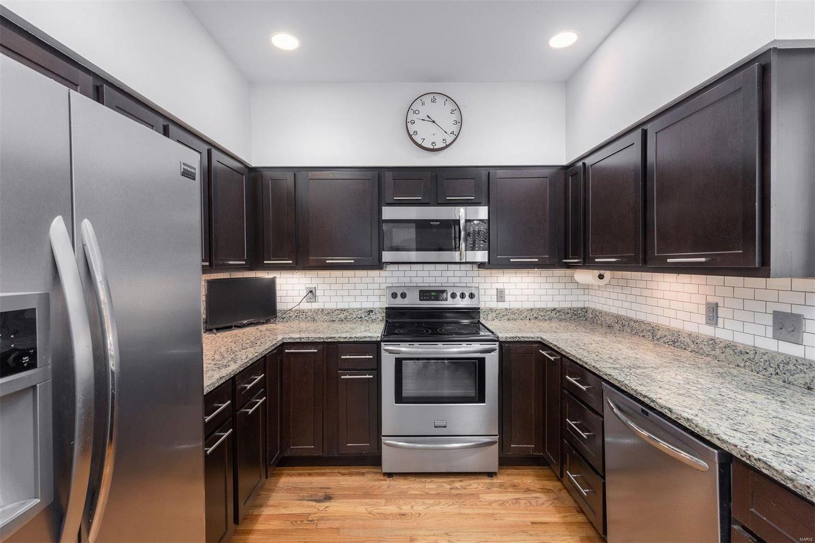 West Pine Terrace Condo Ph 02 - Residential