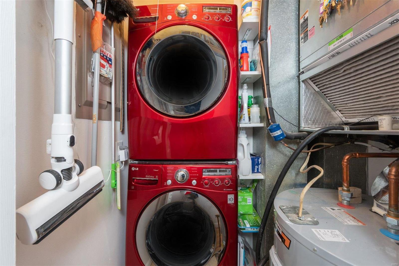 West Pine Terrace Condo Ph 02 - Residential