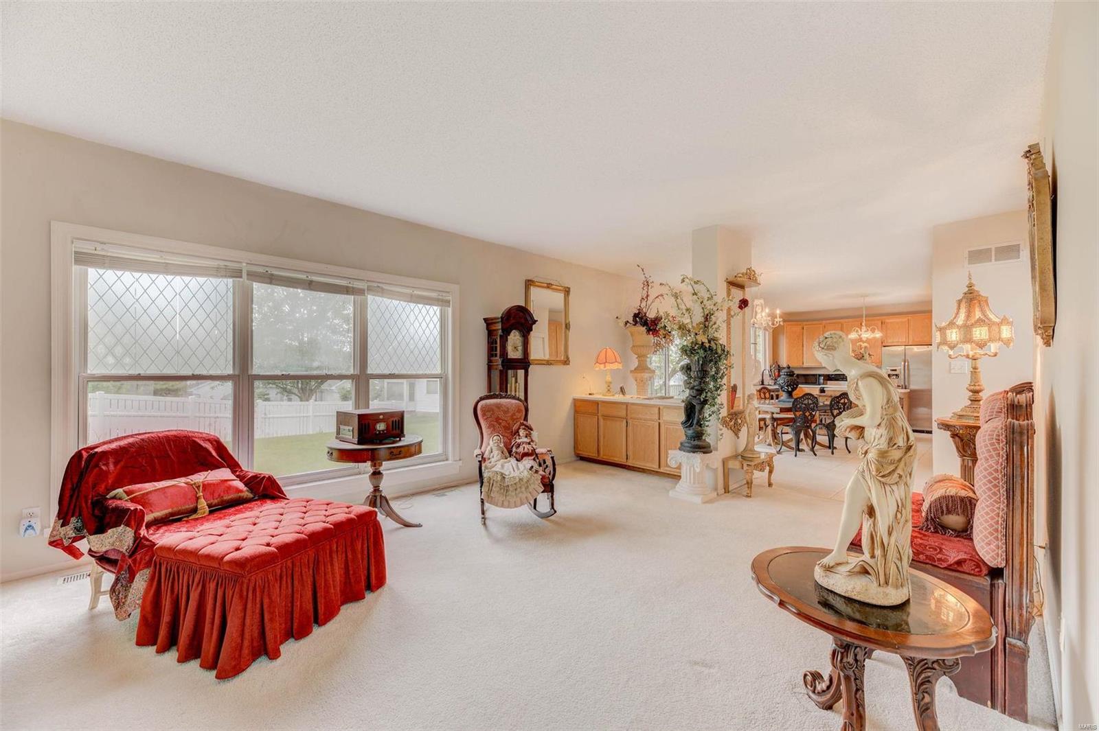 Country Crossing Manor - Residential