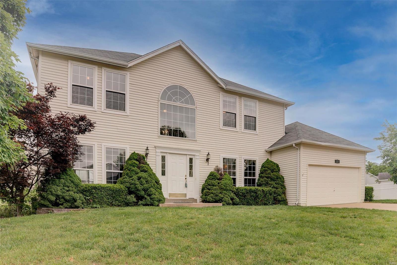 Country Crossing Manor - Residential
