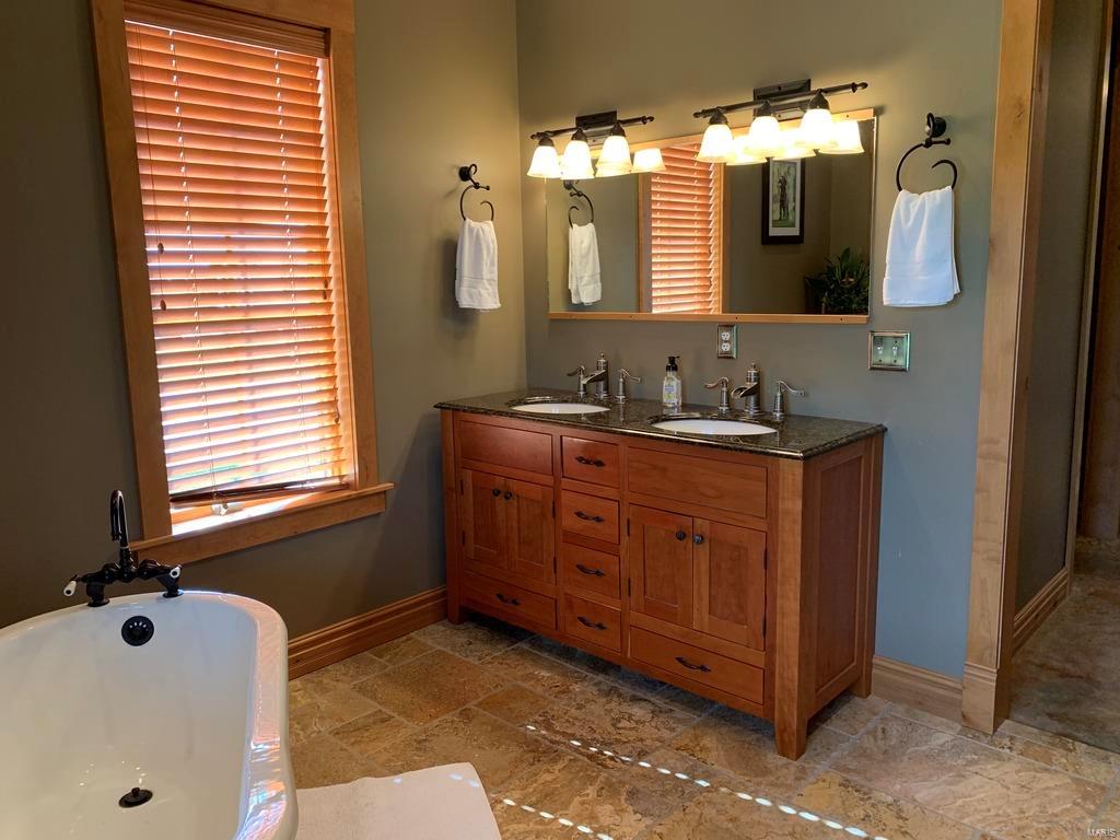 Meadows at Spring Creek - Farm