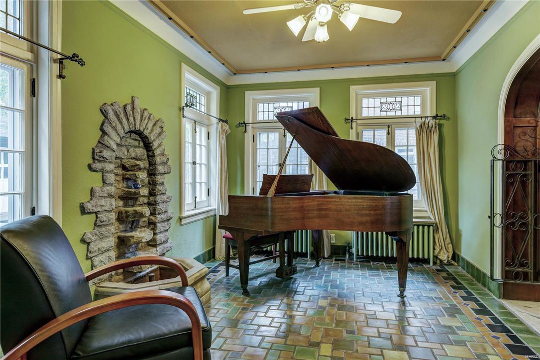 University Hills - Residential Lease