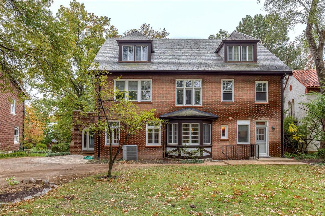 University Hills - Residential Lease