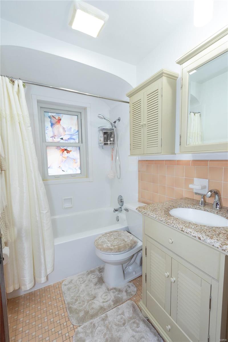 Donald Place First Add - Residential