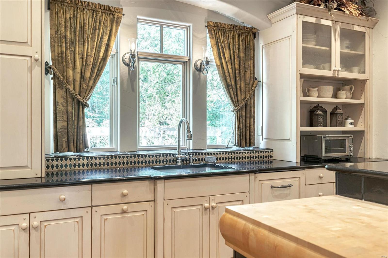 Ridgecreek - Residential