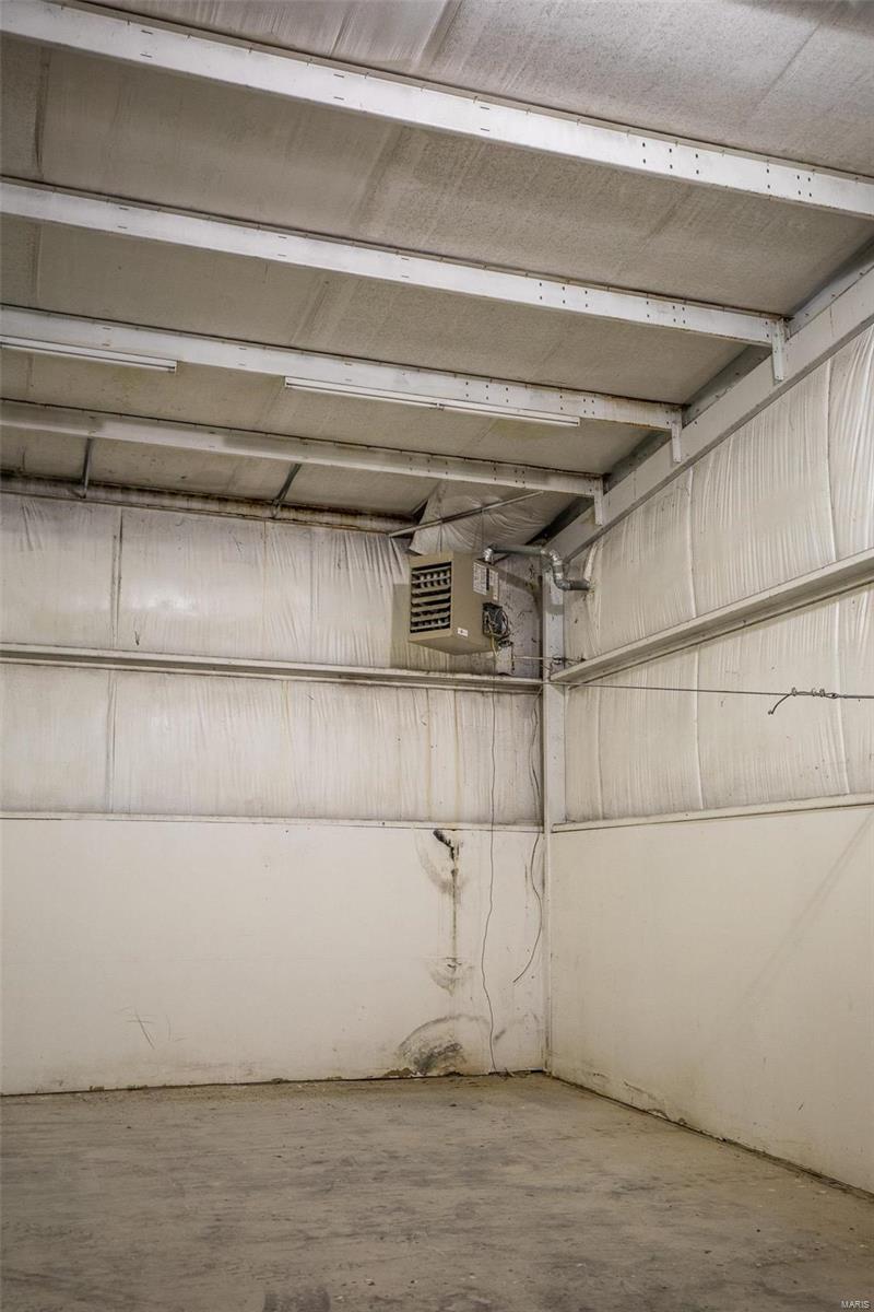 Unknown - Commercial Sale