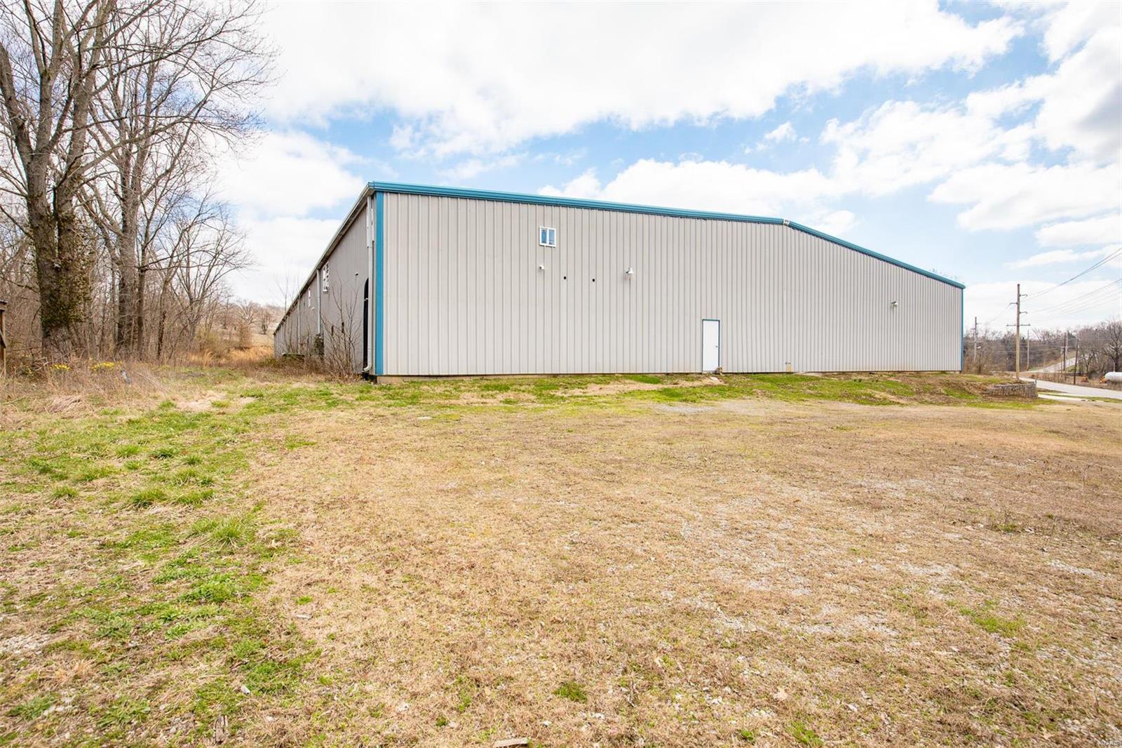 Unknown - Commercial Sale