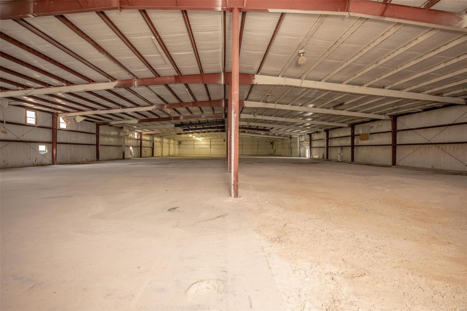 Unknown - Commercial Sale