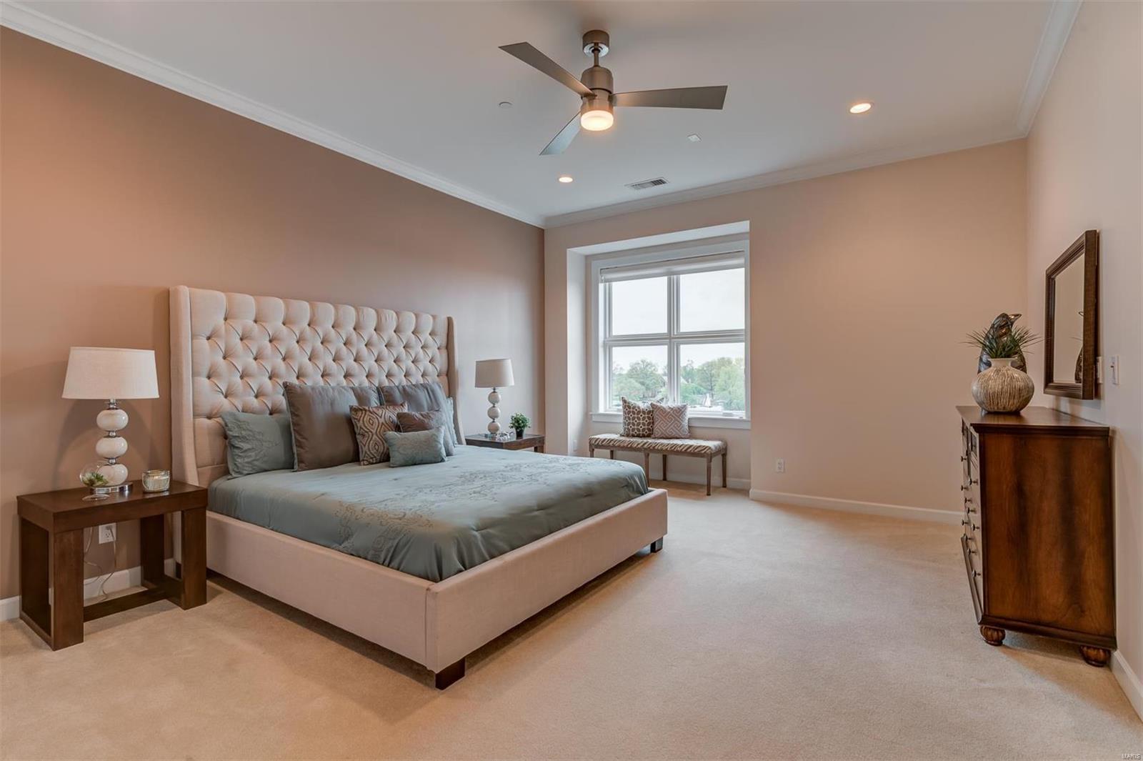 The Crescent Condominium - Residential