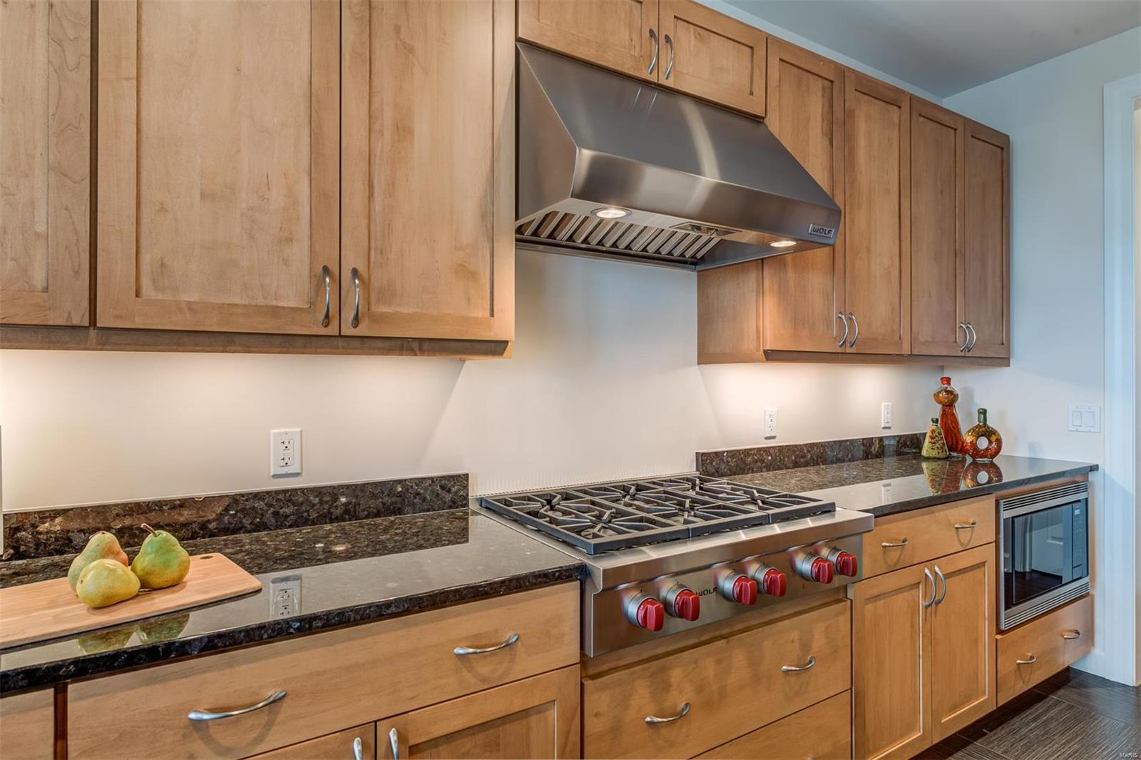 The Crescent Condominium - Residential