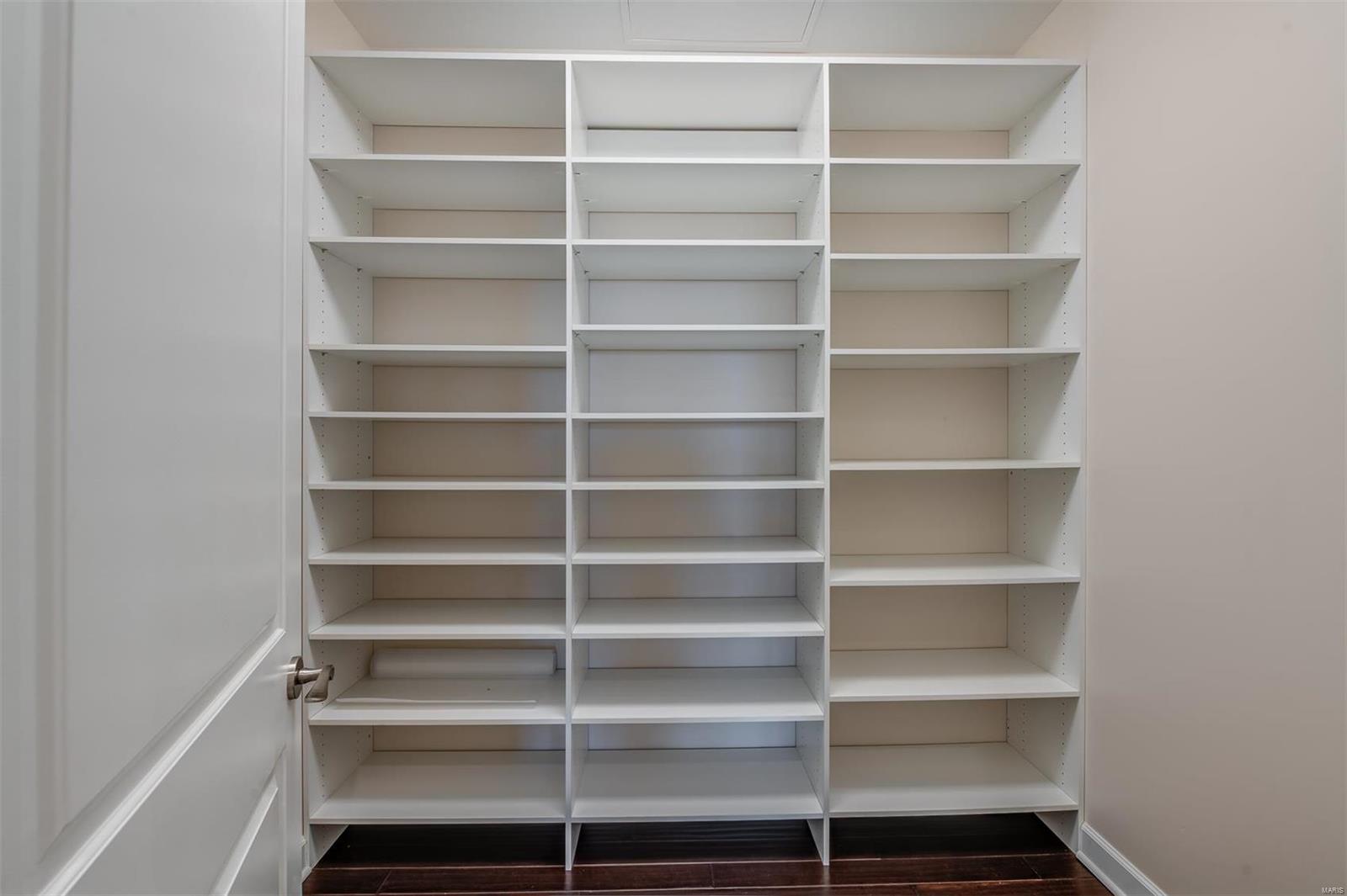 The Crescent Condominium - Residential