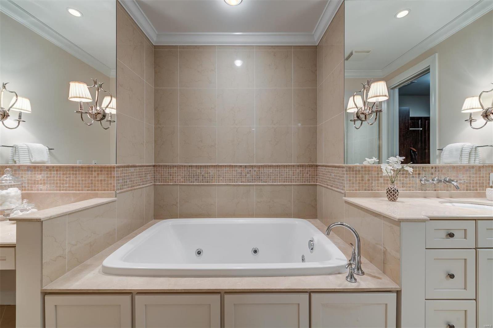 The Crescent Condominium - Residential