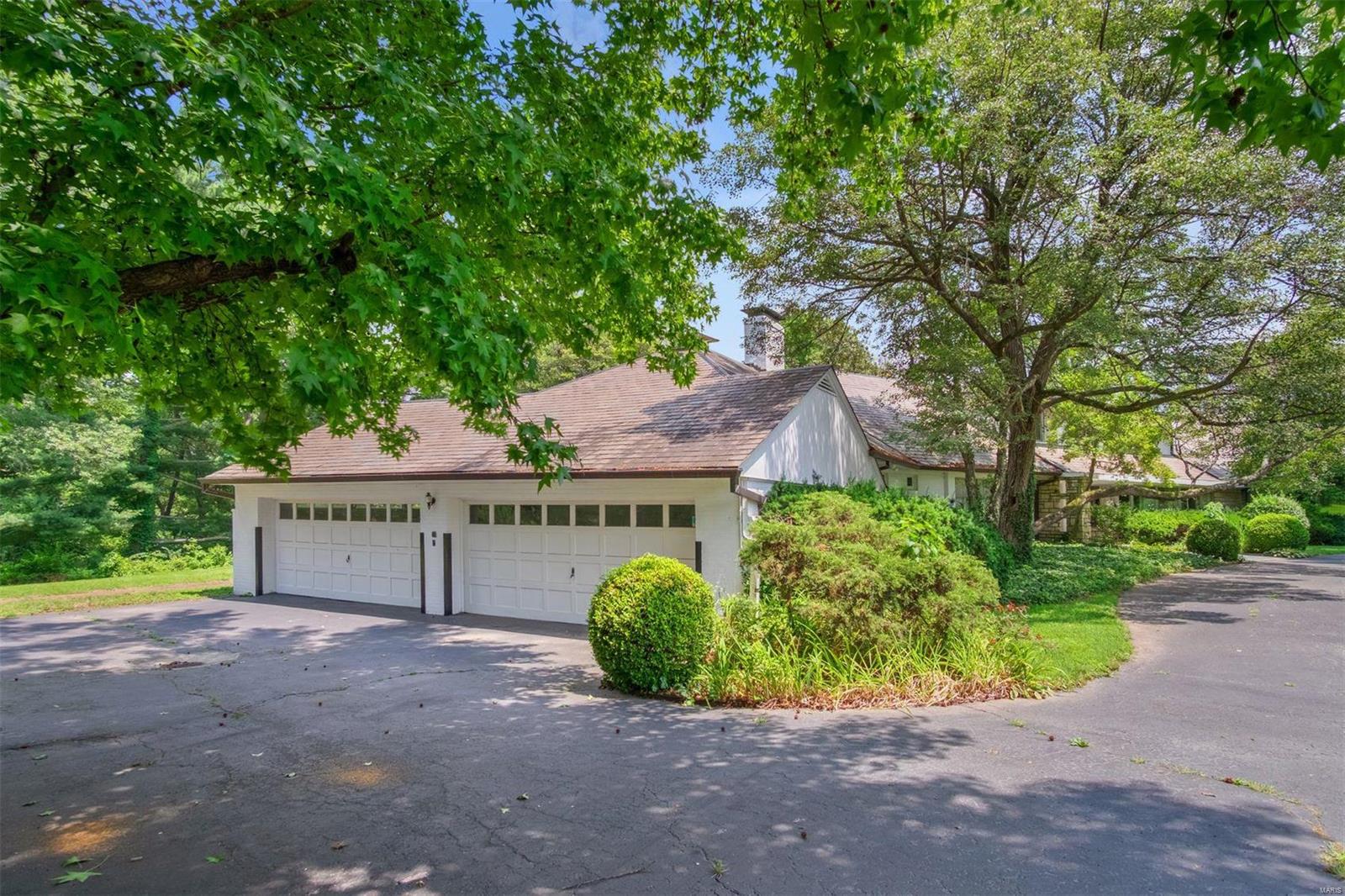 David Finke Estate - Residential