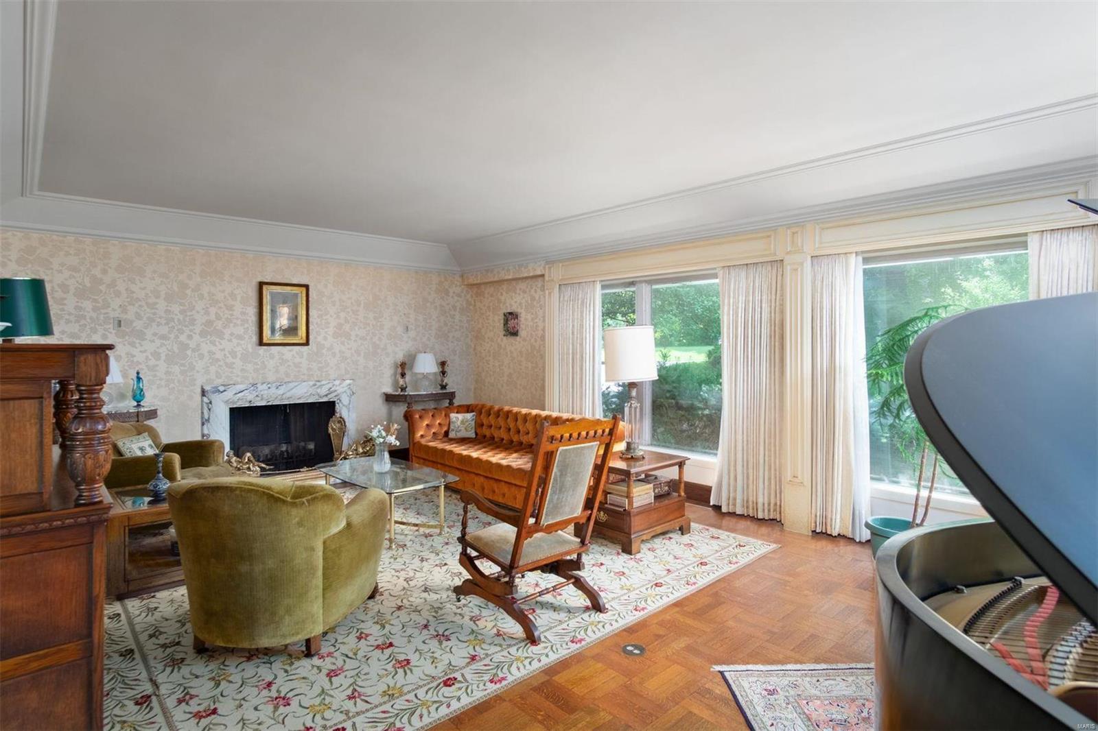 David Finke Estate - Residential