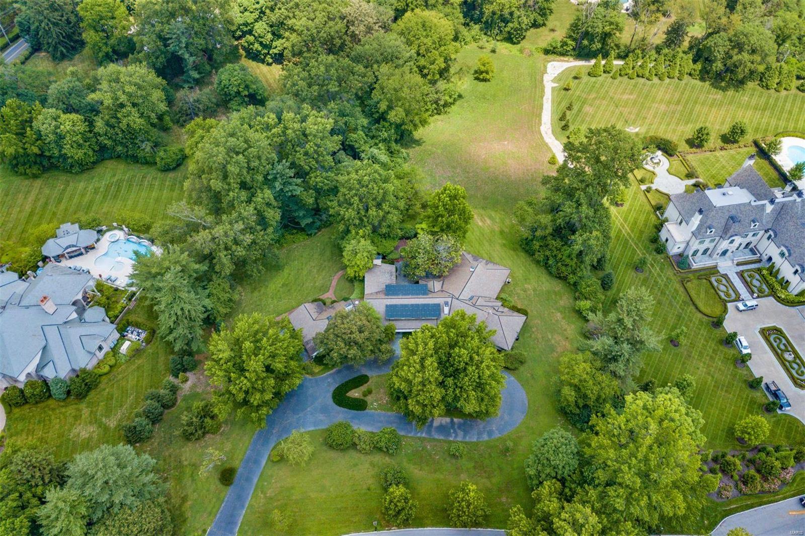 David Finke Estate - Residential