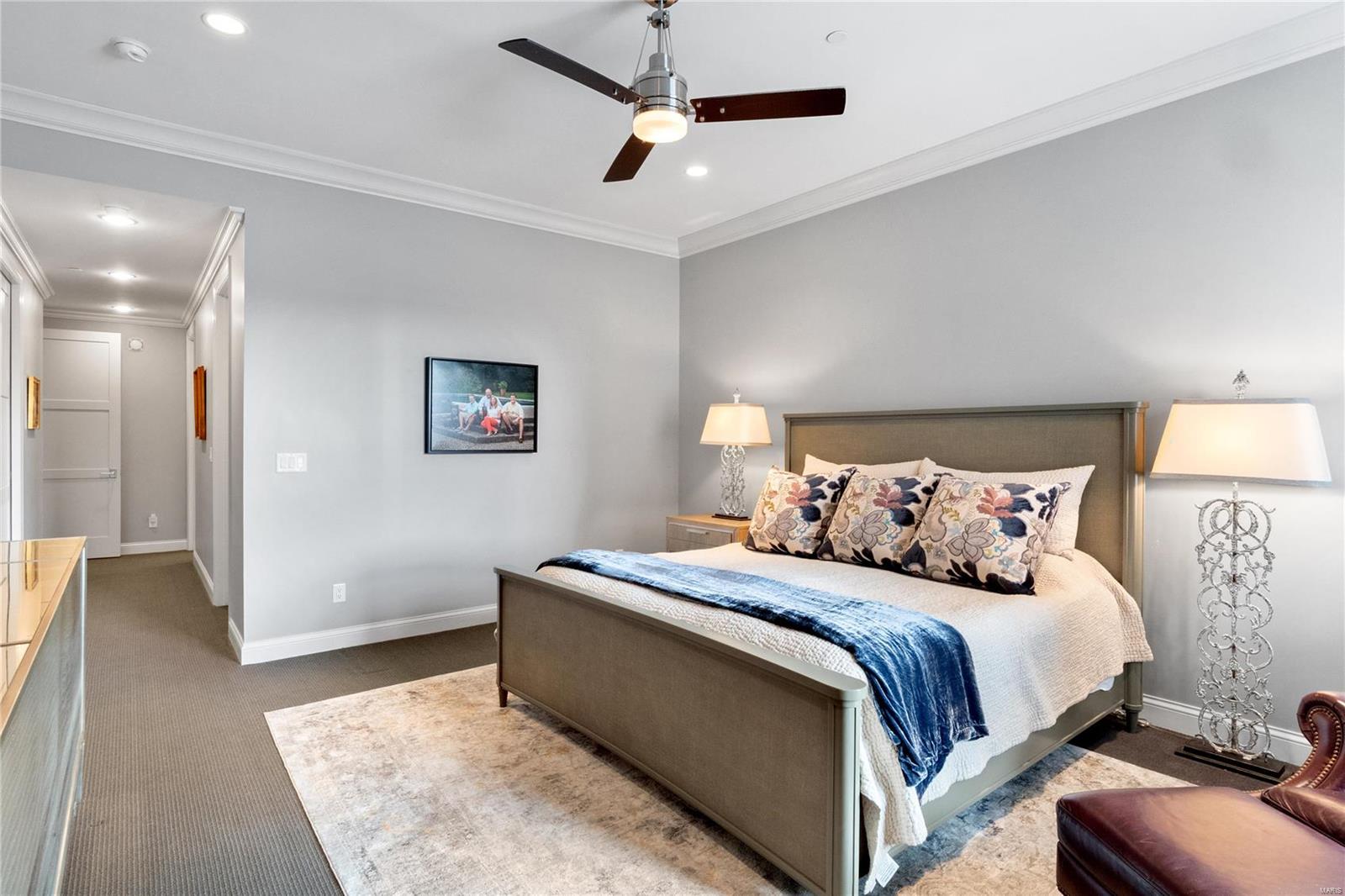 Crescent - Residential