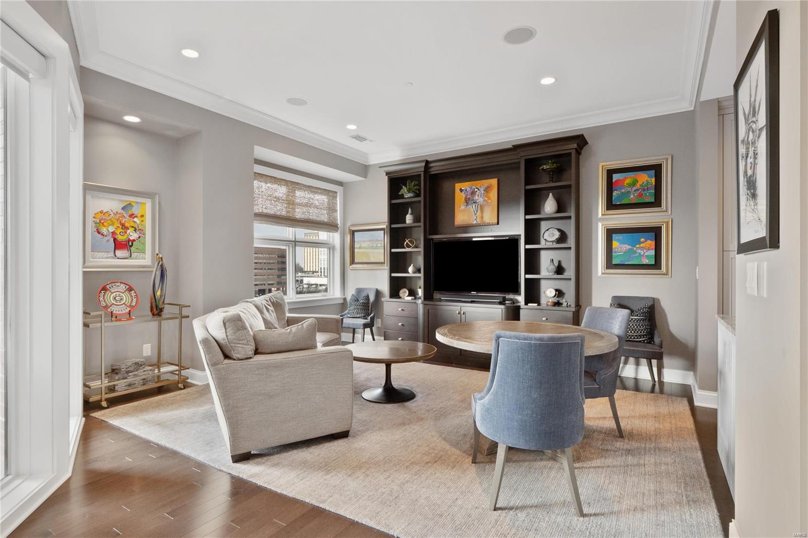 Crescent - Residential