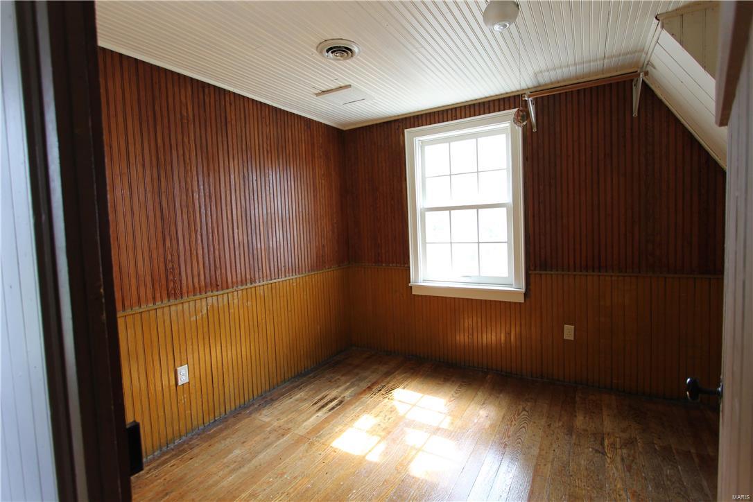 Big Tree - Residential