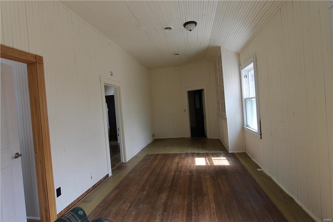 Big Tree - Residential