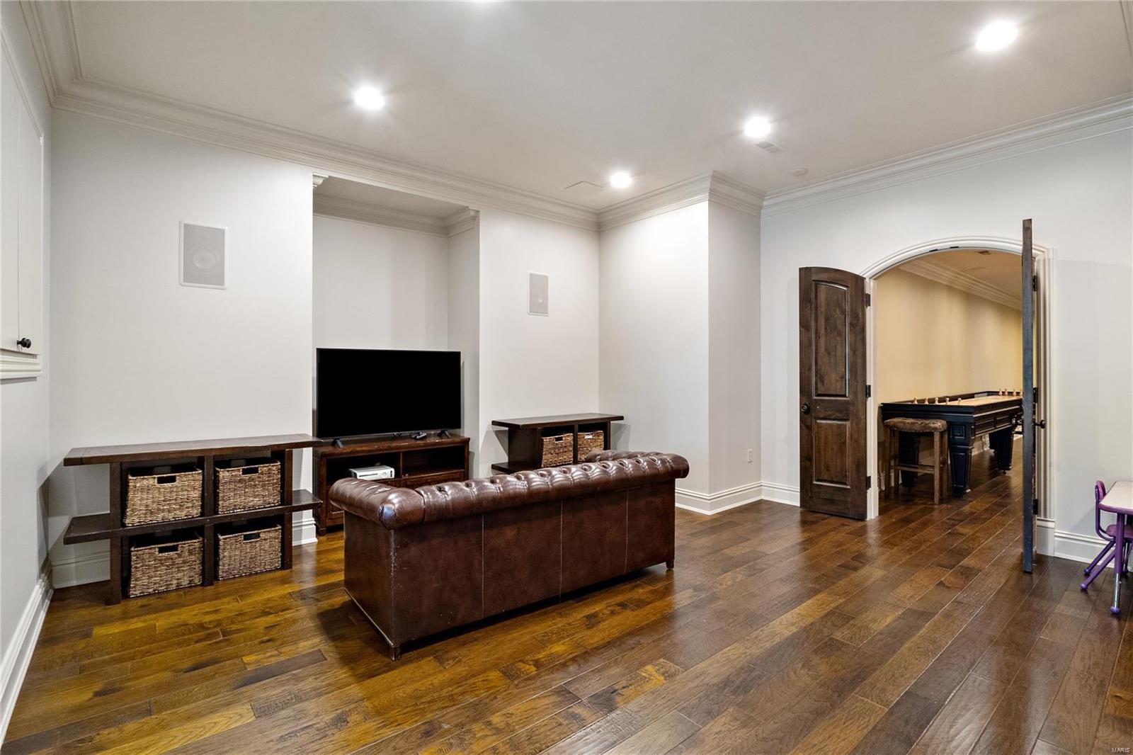 Shepard Oaks - Residential