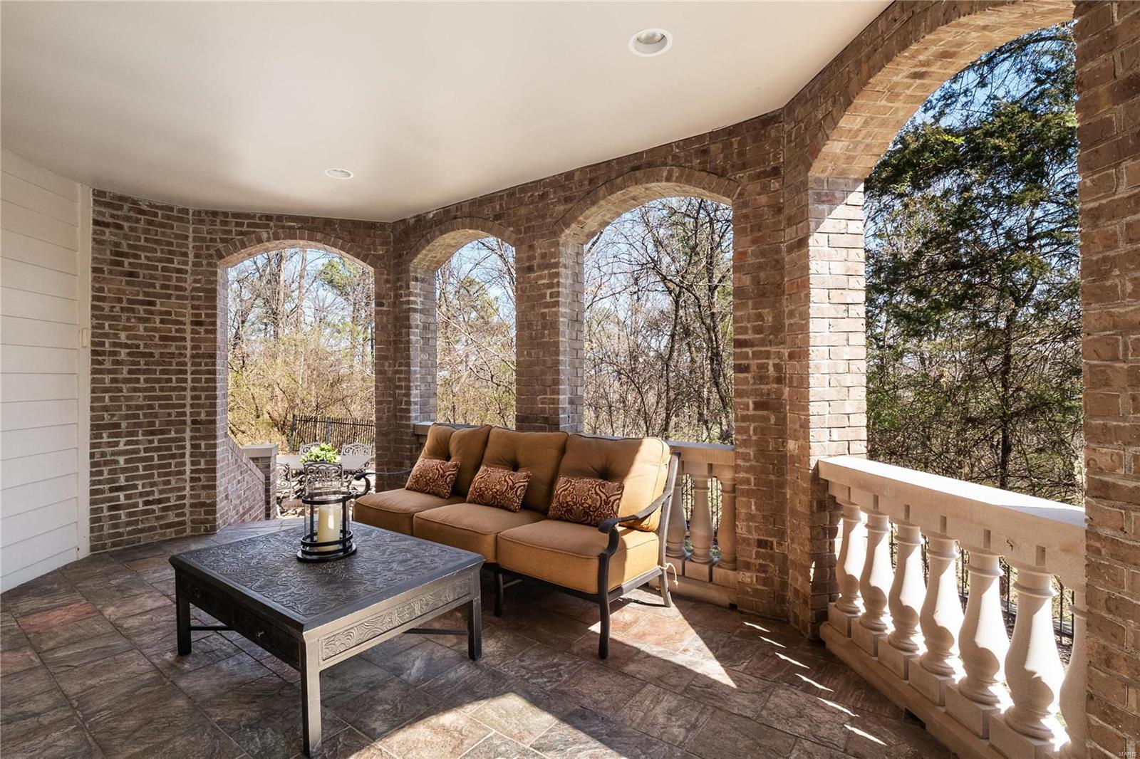 Shepard Oaks - Residential