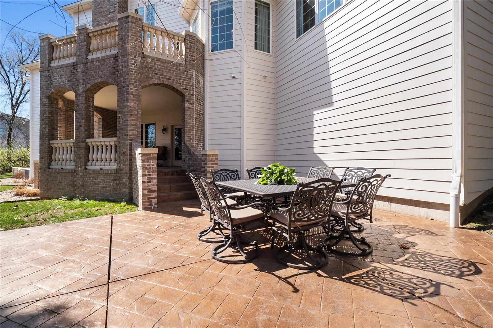 Shepard Oaks - Residential