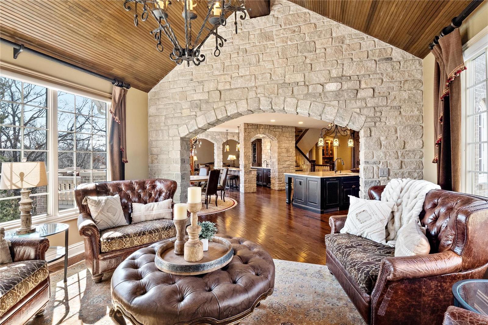 Shepard Oaks - Residential