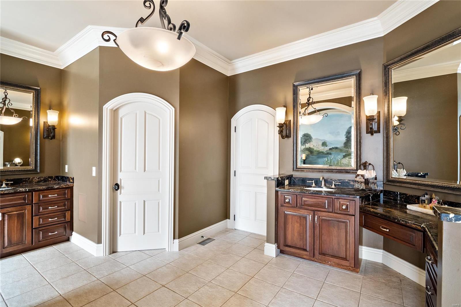 Shepard Oaks - Residential