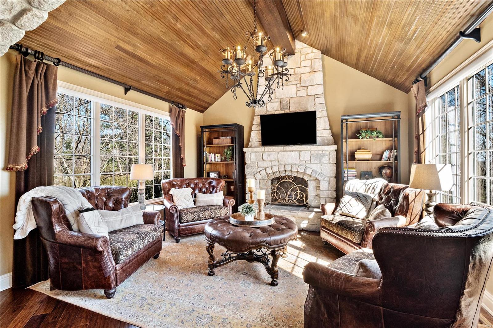 Shepard Oaks - Residential