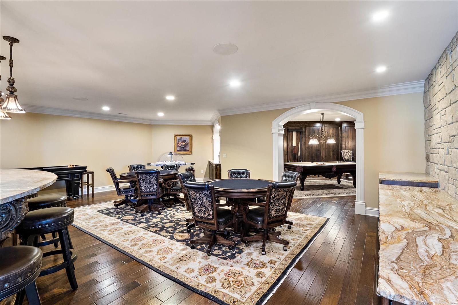 Shepard Oaks - Residential