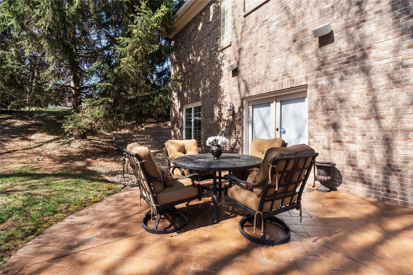 Shepard Oaks - Residential