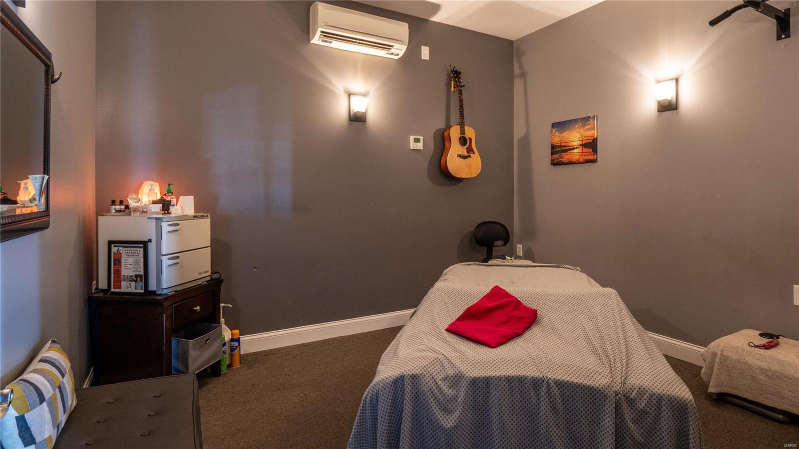 Tracts - Commercial Sale