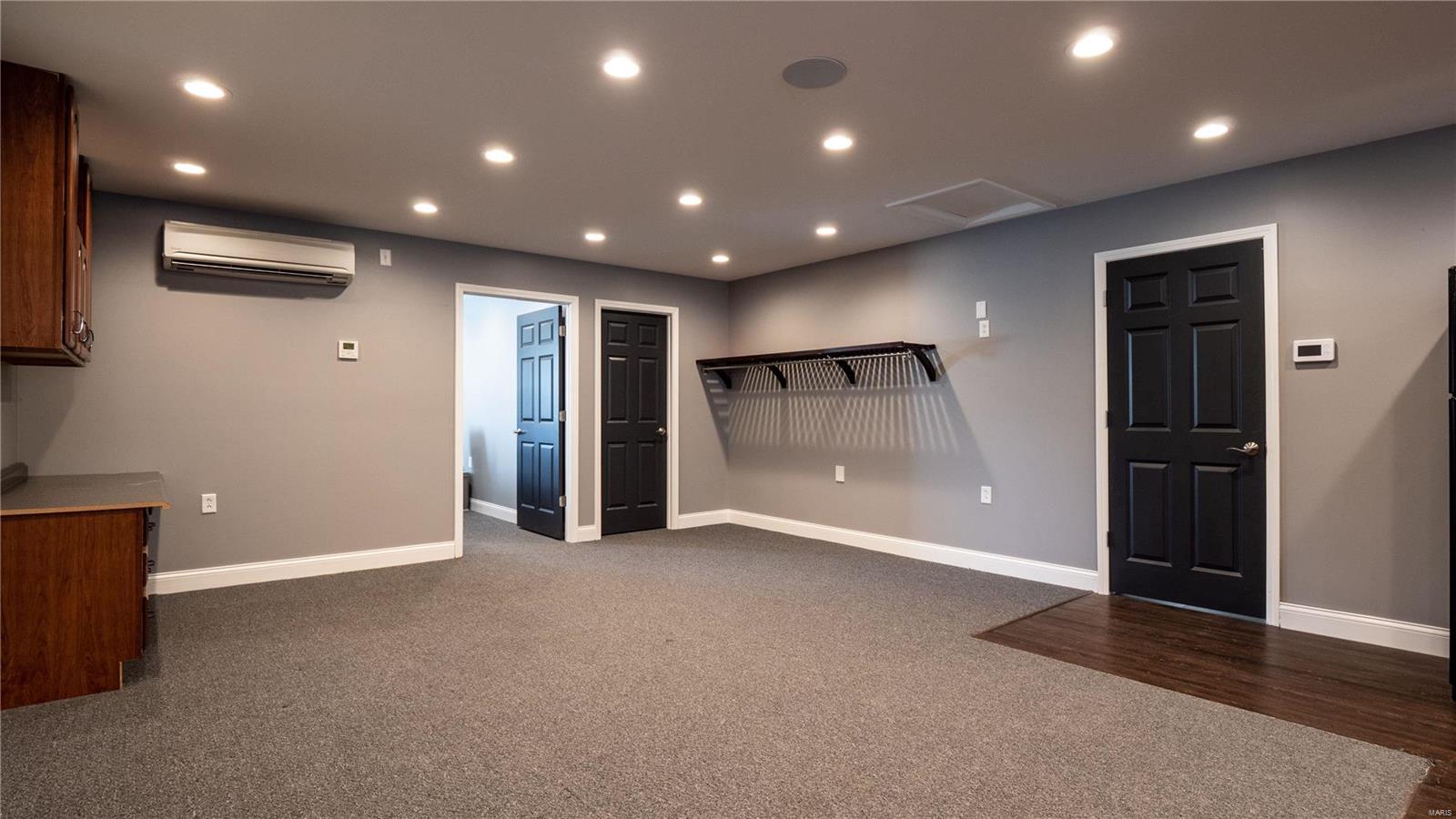 Tracts - Commercial Sale