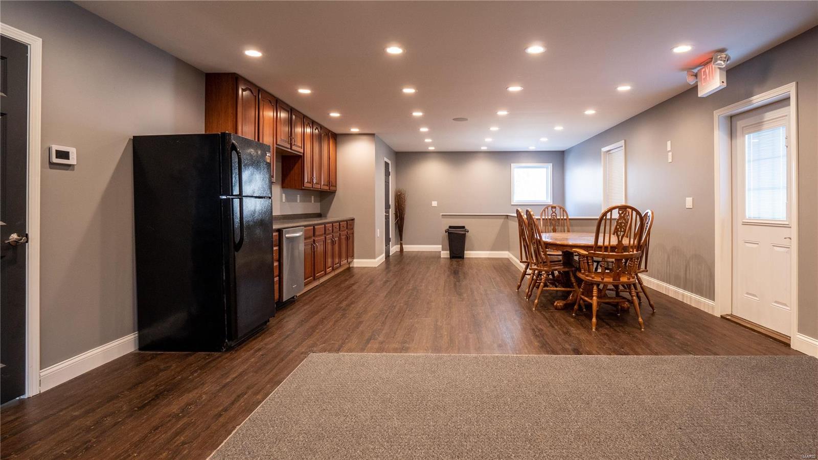 Tracts - Commercial Sale