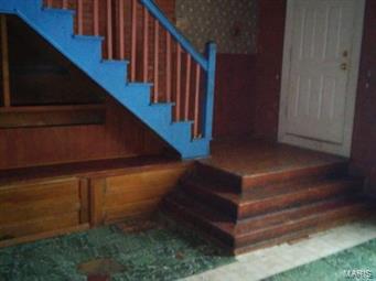 City/St Louis - Residential Income