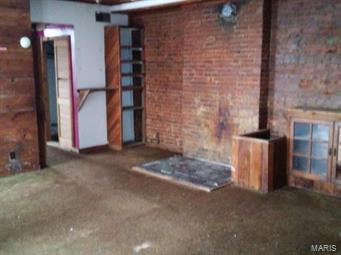 City/St Louis - Residential Income